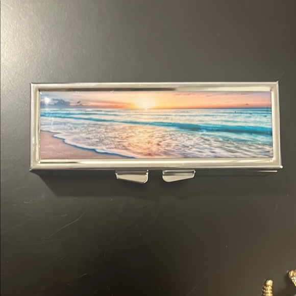 Mirrored pillbox New - Picture 1 of 2